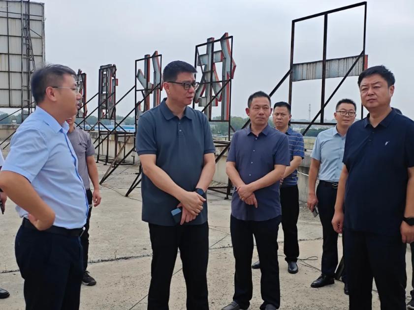 叶锐调研鲁平快速通道,机场迎宾大道项目进展情况叶锐专题调研民生